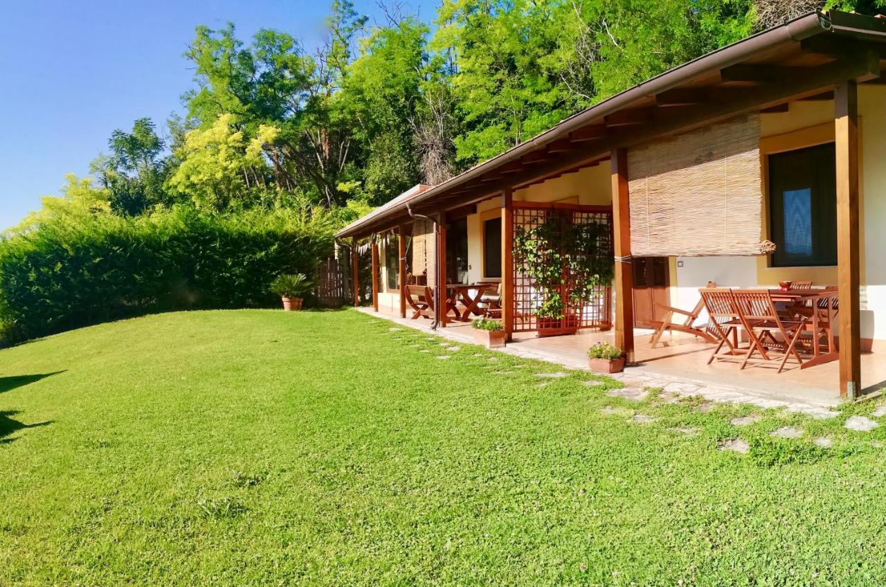 Hostal La Casa Nettarina Poggio Mirteto Exterior foto