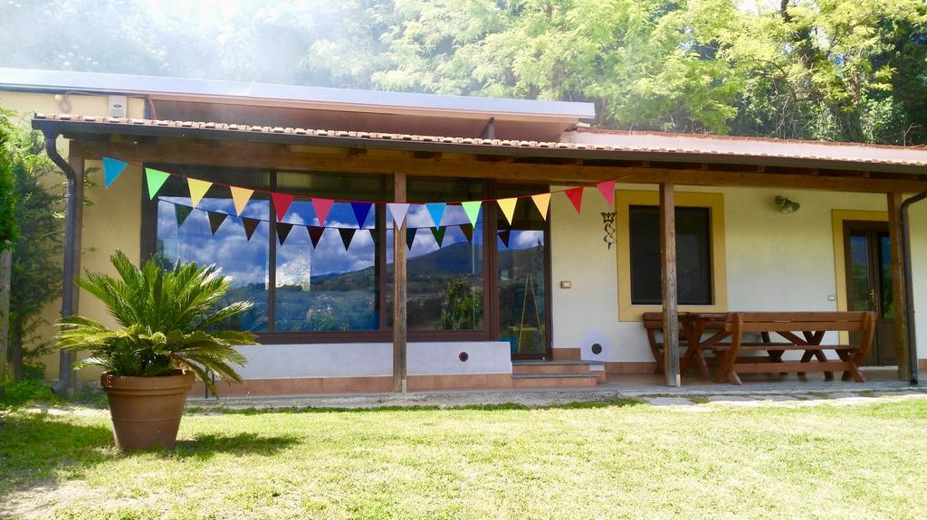 Hostal La Casa Nettarina Poggio Mirteto Exterior foto